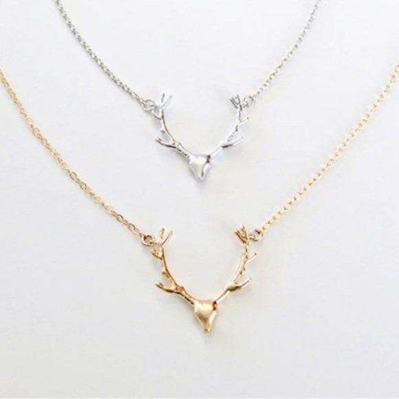 ✨✨ Gold Antler Deer Head Necklaces✨✨ - Picture 4 of 7